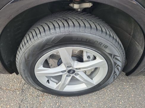 Used 2021 Audi Q5 2.0T Premium image 16