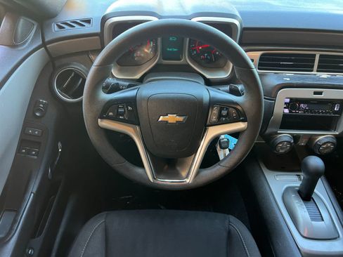 Used 2013 Chevrolet Camaro LS RWD image 15