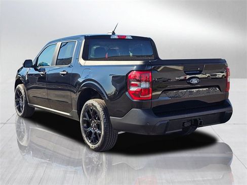 New 2025 Ford Maverick XLT w/ Black Appearance Package image 4