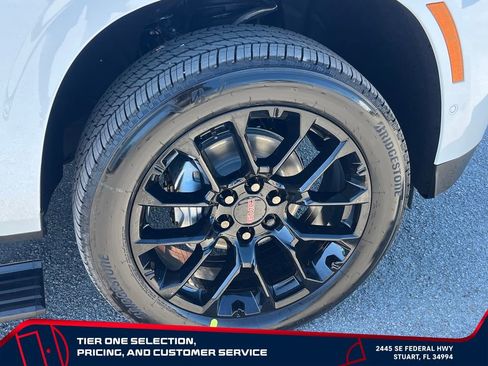 New 2026 GMC Yukon XL Denali w/ Sun & Power Step Package AWD/4WD image 22