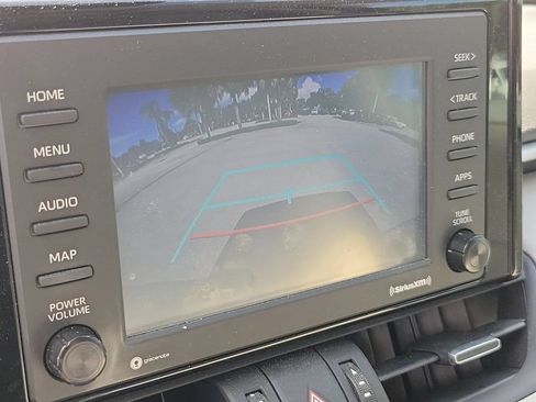 Used 2022 Toyota RAV4 XLE Premium FWD image 26