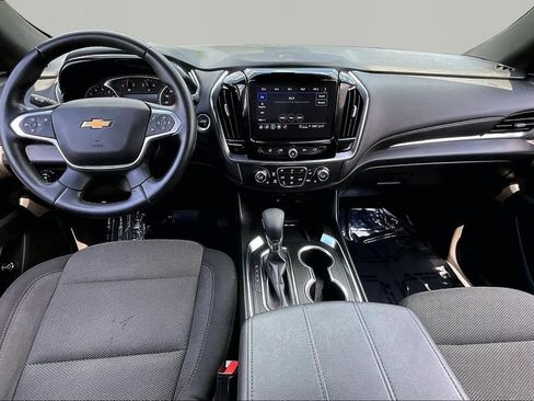 Used 2023 Chevrolet Traverse LT AWD/4WD image 9