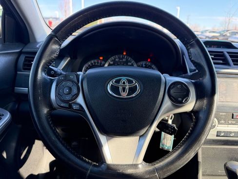 Used 2014 Toyota Camry SE image 20