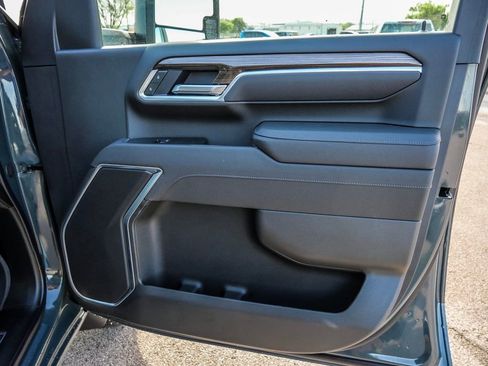 New 2026 Chevrolet Silverado 3500 LT w/ Convenience Package AWD/4WD image 17