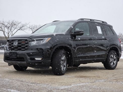 Certified 2023 Honda Passport TrailSport image 16