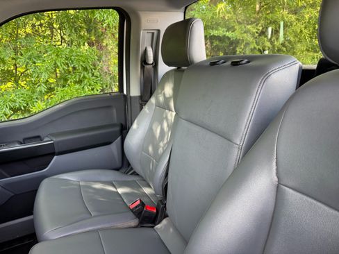Used 2021 Ford F150 XL w/ Equipment Group 101A High RWD image 38