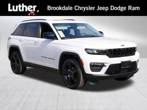 Used 2023 Jeep Grand Cherokee Limited w/ Luxury Tech Group II image 1