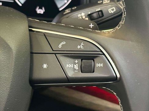 Used 2025 Audi Q8 Premium Plus w/ Premium Plus Package image 33