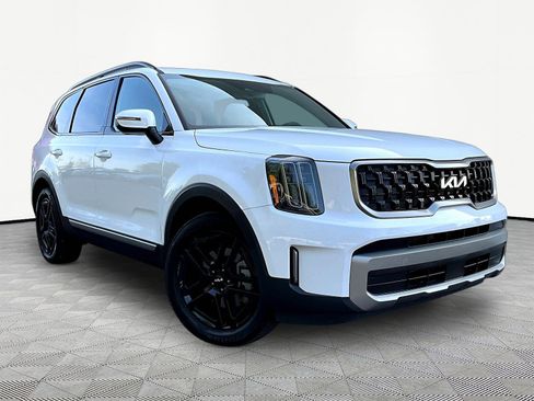 Certified 2023 Kia Telluride EX X-Line AWD/4WD image 3