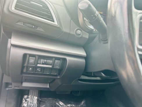 Used 2021 Subaru Impreza 2.0i Limited image 20