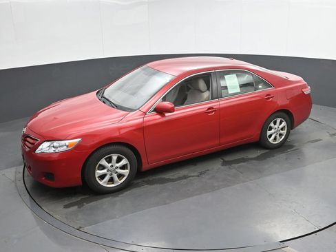 Used 2010 Toyota Camry FWD image 31
