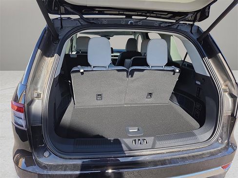 New 2026 Lincoln Aviator 2WD image 8