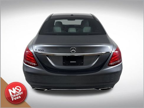 Used 2018 Mercedes-Benz C 300 Sedan image 4