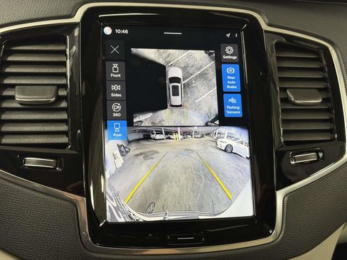 Used 2025 Volvo XC90 T8 Plus AWD/4WD image 7