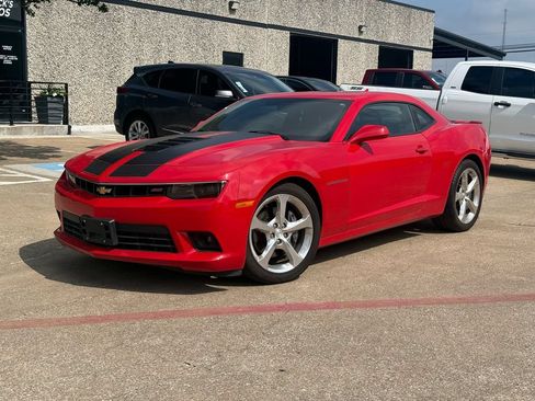 Used 2015 Chevrolet Camaro SS w/ RS Package RWD image 3