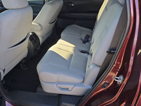 Used 2019 Honda Passport Elite image 16