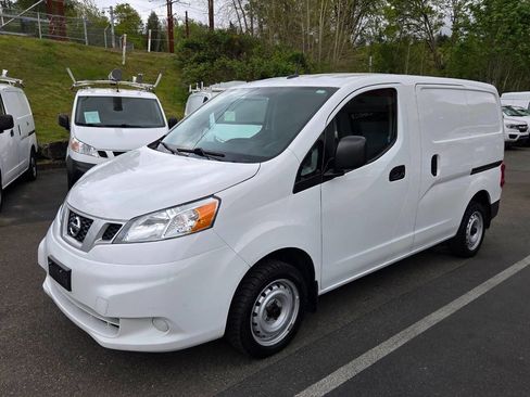 Used 2020 Nissan NV200 S FWD image 3