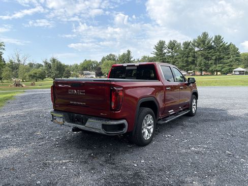 Used 2021 GMC Sierra 1500 SLT w/ SLT Premium Plus Package RWD image 5