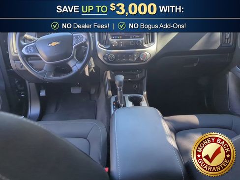 Used 2022 Chevrolet Colorado LT w/ LT Convenience Package image 17