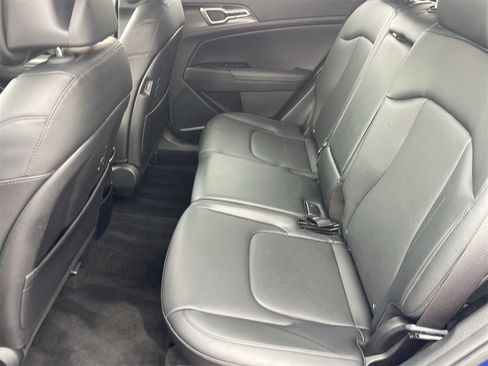 Certified 2025 Kia Sportage EX w/ Premium Package image 16