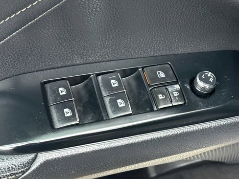 Used 2018 Toyota Camry XSE image 13