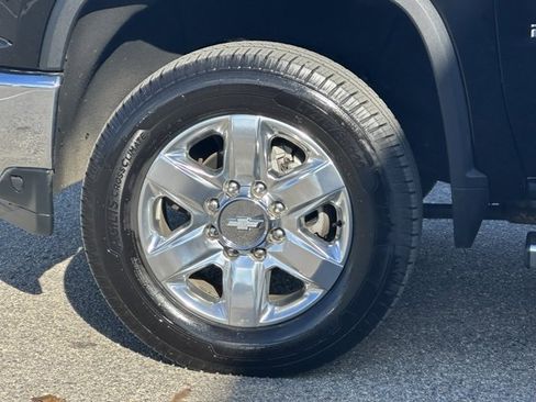 Used 2020 Chevrolet Silverado 2500 LTZ image 13