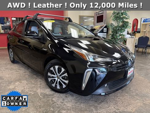 Used 2022 Toyota Prius XLE w/ Advanced Technology Package image 1