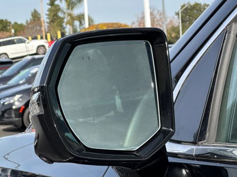 Used 2025 GMC Yukon Denali image 50