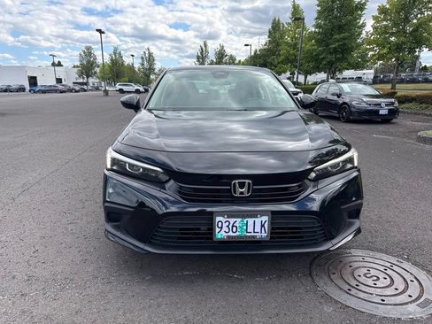 Used 2023 Honda Civic LX image 2