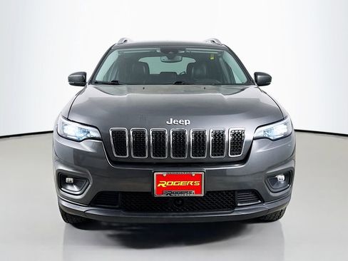 Used 2021 Jeep Cherokee Latitude Lux w/ Comfort/Convenience Group image 2