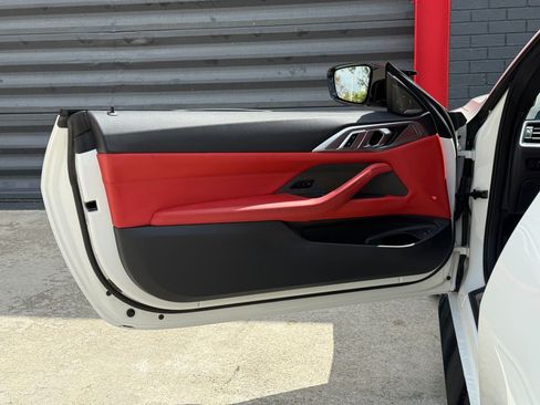 Used 2023 BMW M4 Competition w/ M Driver's Package image 12