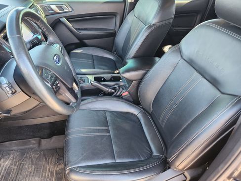 Used 2019 Ford Ranger Lariat w/ Black Appearance Package image 13