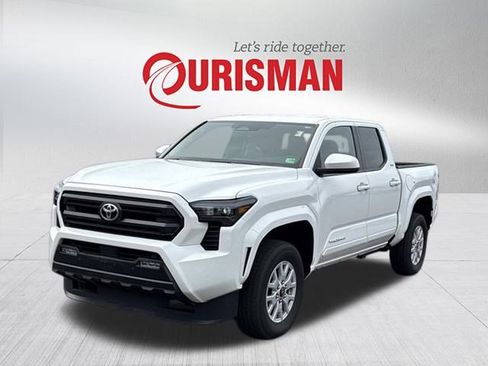 Used 2024 Toyota Tacoma SR5 image 5