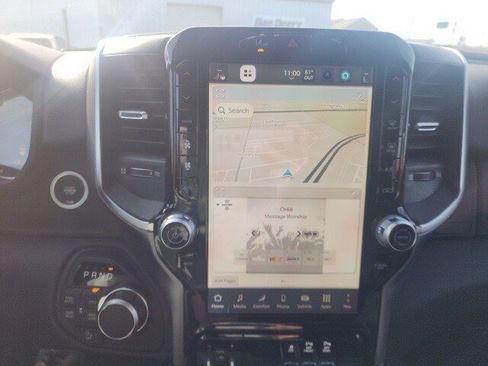 New 2026 RAM 1500 4x4 Crew Cab image 2