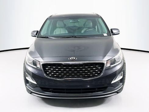 Used 2019 Kia Sedona EX image 2