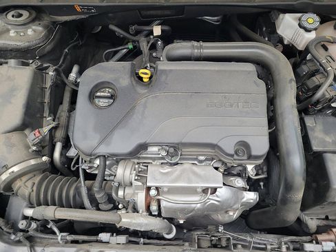 Used 2025 Chevrolet Malibu LS FWD image 30