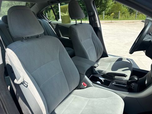 Used 2014 Honda Accord EX image 34