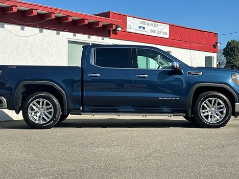Used 2019 GMC Sierra 1500 SLT w/ SLT Premium Plus Package AWD/4WD image 3