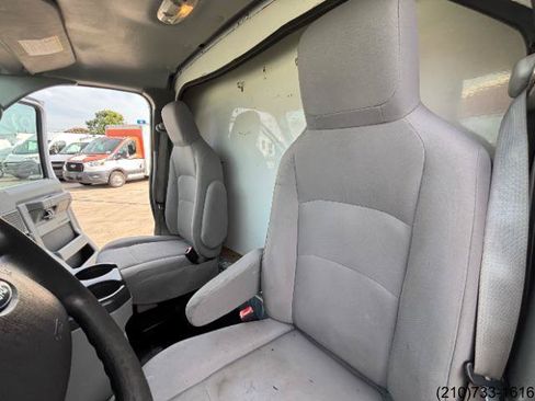 Used 2016 Ford E-350 and Econoline 350 Super Duty RWD image 19