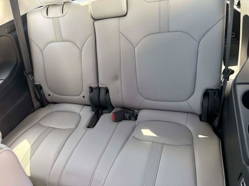 Certified 2025 Honda Pilot EX-L image 15