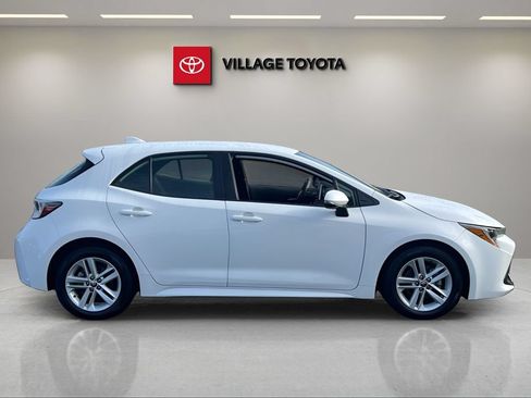 Certified 2022 Toyota Corolla SE FWD image 6