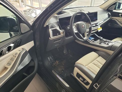 New 2026 BMW ALPINA XB7 AWD/4WD image 5