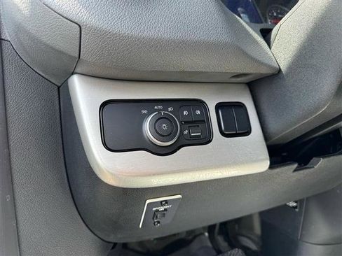 Used 2020 Mercedes-Benz Sprinter 2500 image 15