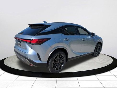 New 2026 Lexus RX 450h AWD image 4