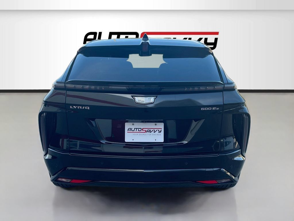 Used 2025 Cadillac Lyriq Sport AWD/4WD image 6