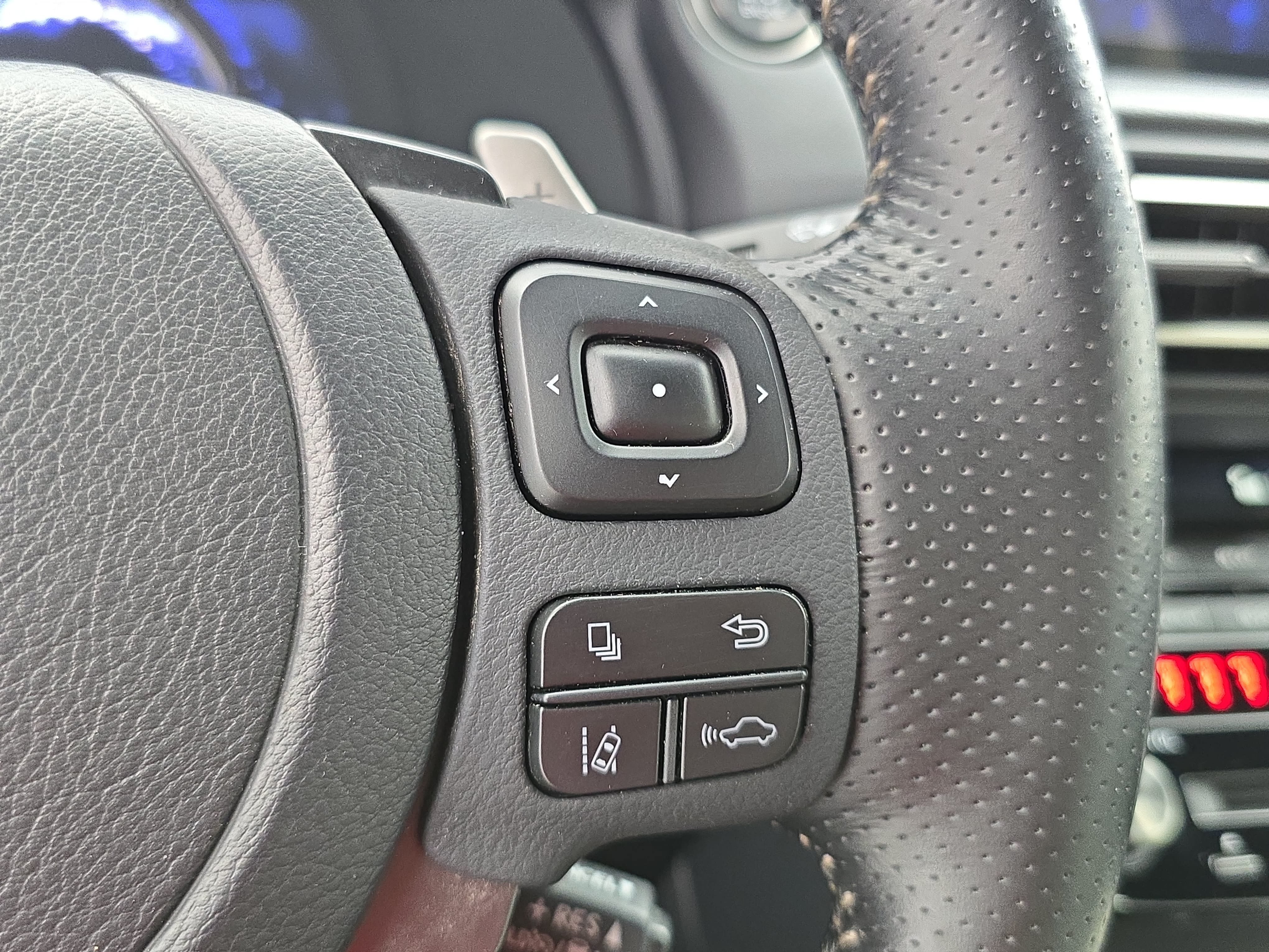 Used 2021 Lexus IS 350 F Sport w/ Navigation Package RWD image 17