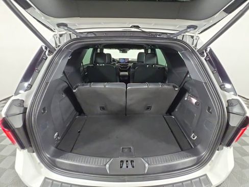 Certified 2025 Ford Explorer ST image 17