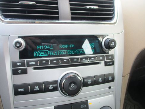 Used 2011 Chevrolet Malibu LS FWD image 30