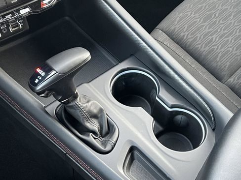 Used 2025 Dodge Durango GT image 23