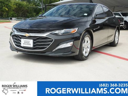 Used 2022 Chevrolet Malibu LT FWD image 1